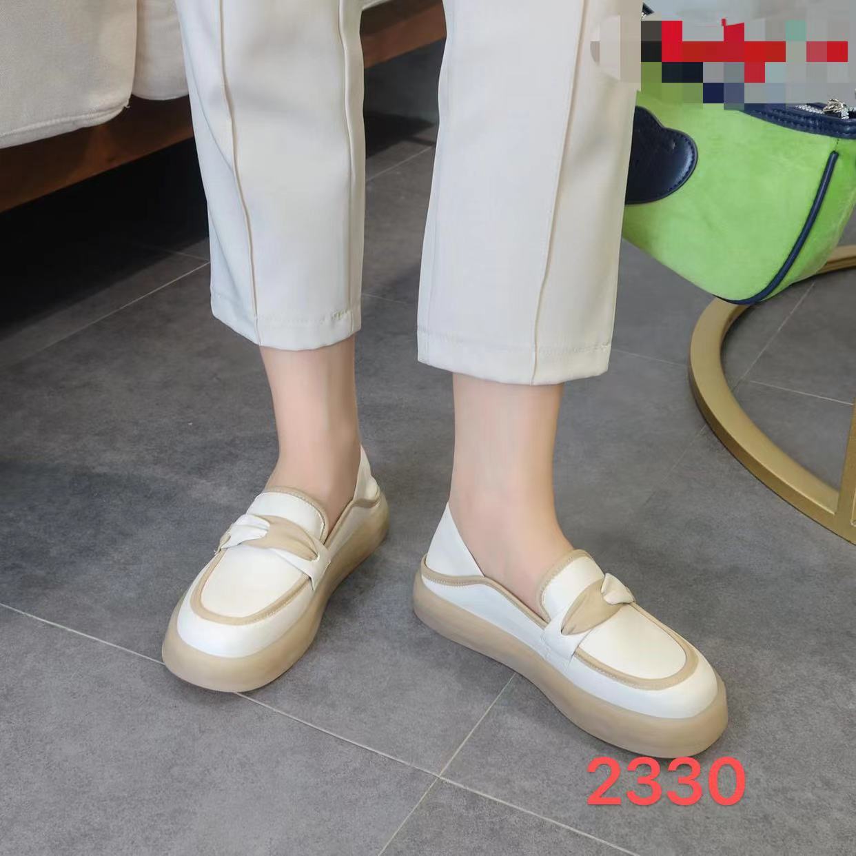 2023新款英伦风真皮乐福鞋2330{拍大一码}