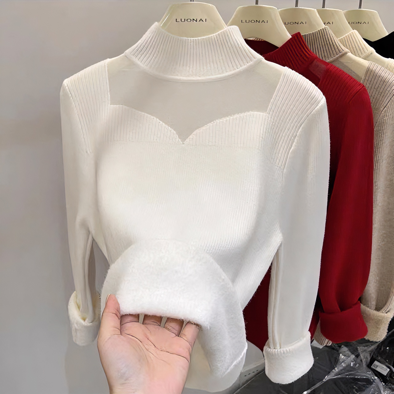 【xc】加厚冬季内搭一体绒小众设计感网纱上衣半高领打底衫女