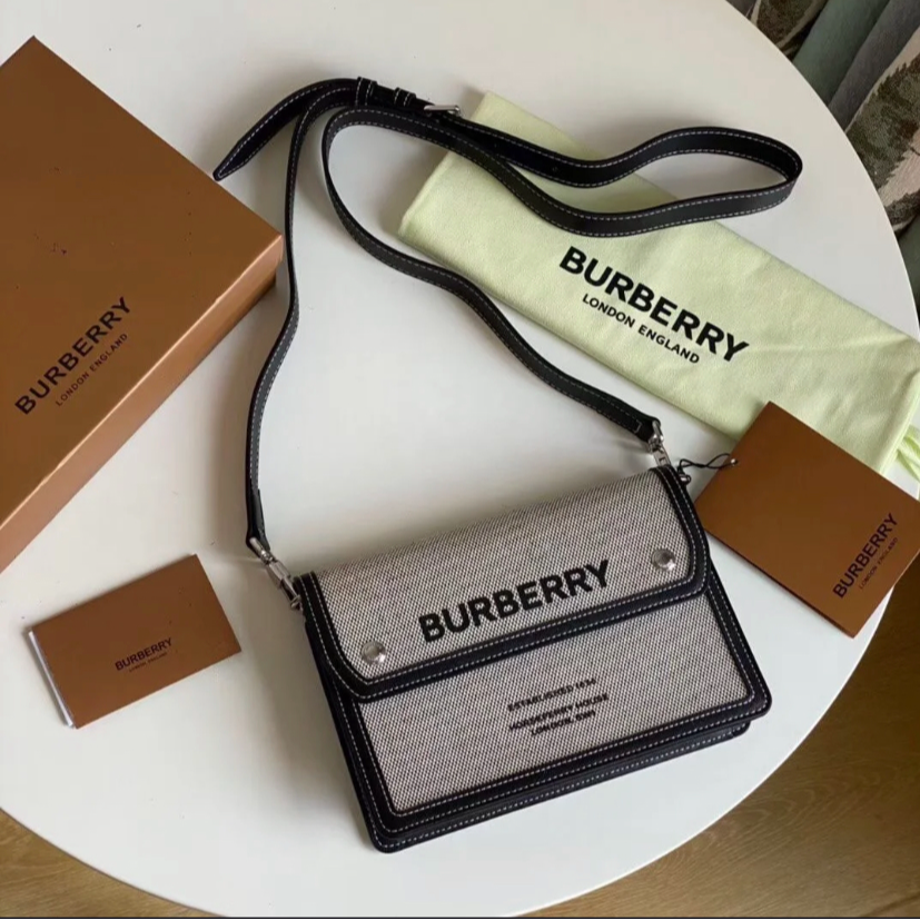 95新 BURBERRY/博柏利 /单肩包/AG743