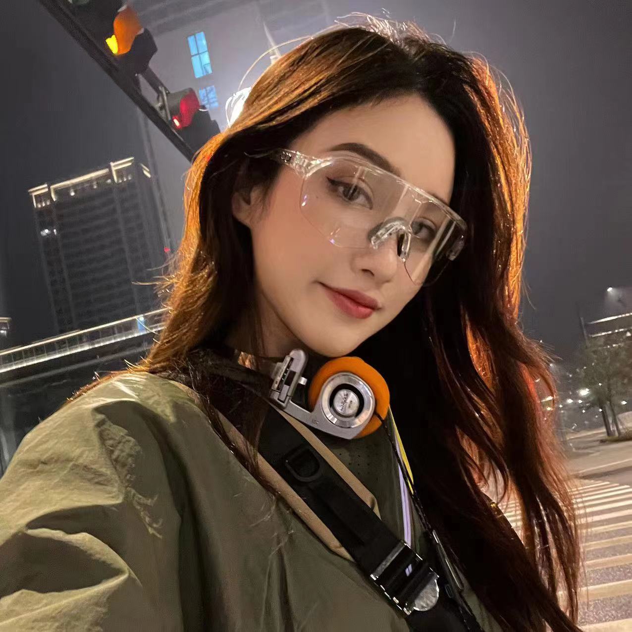 小小同款日夜两用变色骑行眼镜护目防风沙防尘透明渐变色防风镜