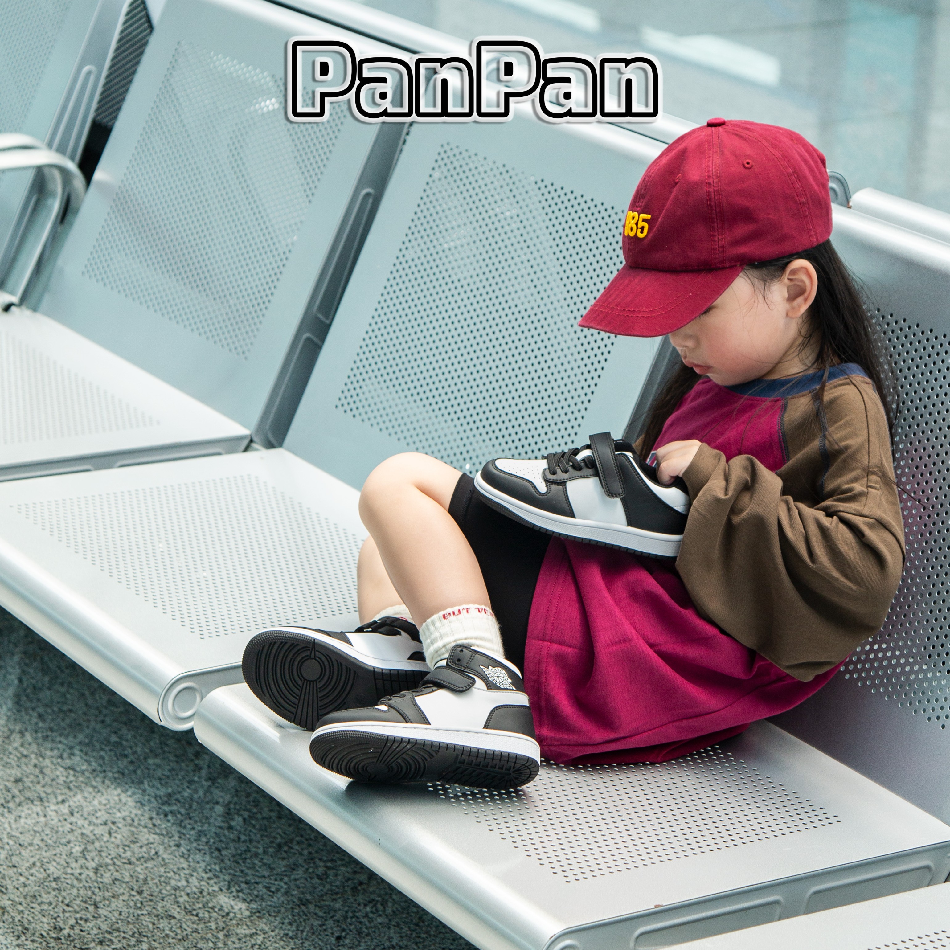 【视频一样的黑白熊猫】和视频一模一样的板鞋亲子鞋