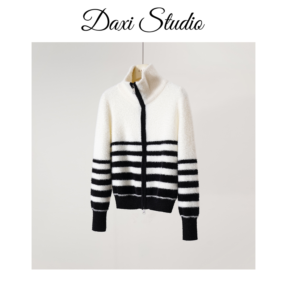 DX.DAXI【绒绒奥利奥】23冬款慵懒风软糯翻领条纹撞色拉链针织毛衣