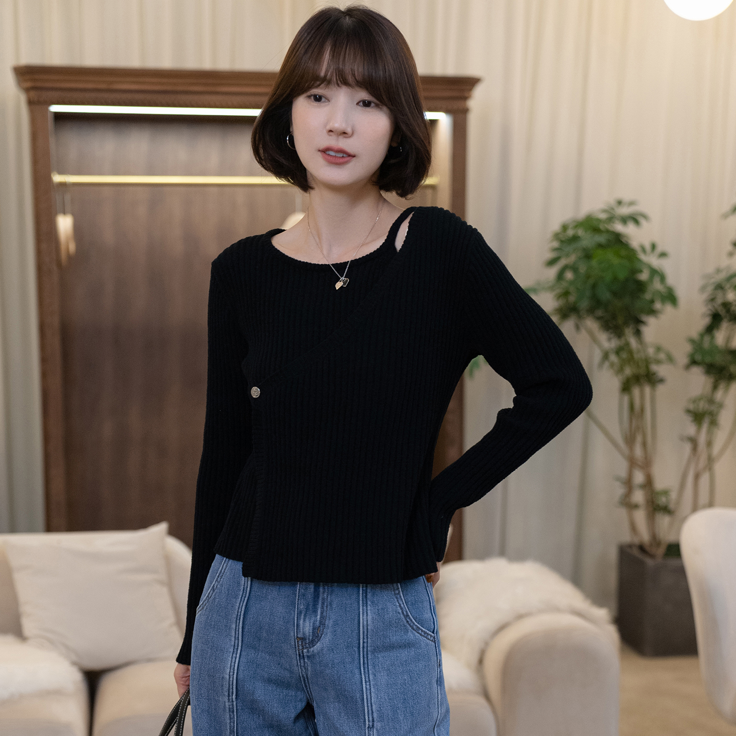 「现货」【秋令时】圆领露肩抗条针织衫FS309S011