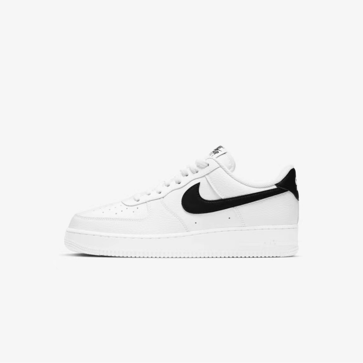 NIKE/耐克AIR FORCE 1 经典低帮空军一号男款休闲板鞋 CT2302-100