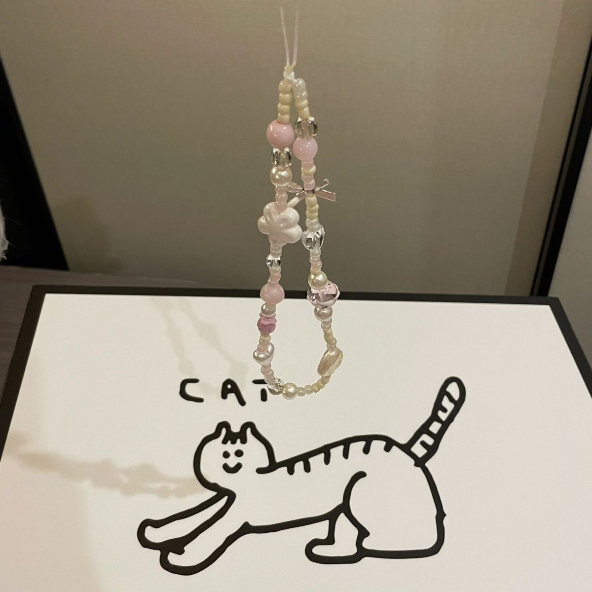小红书同款手机链ccd白色小花蝴蝶结diy串珠手机壳通用防丢高级感