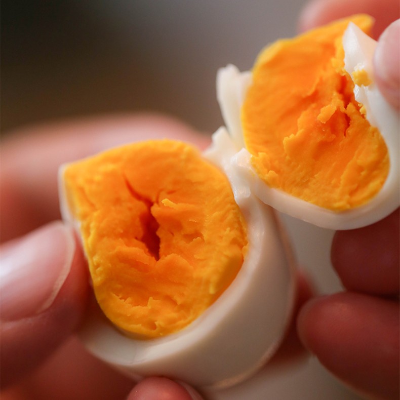 【小胖妹】高山散养土鸡蛋 吃五谷 40枚单枚42g