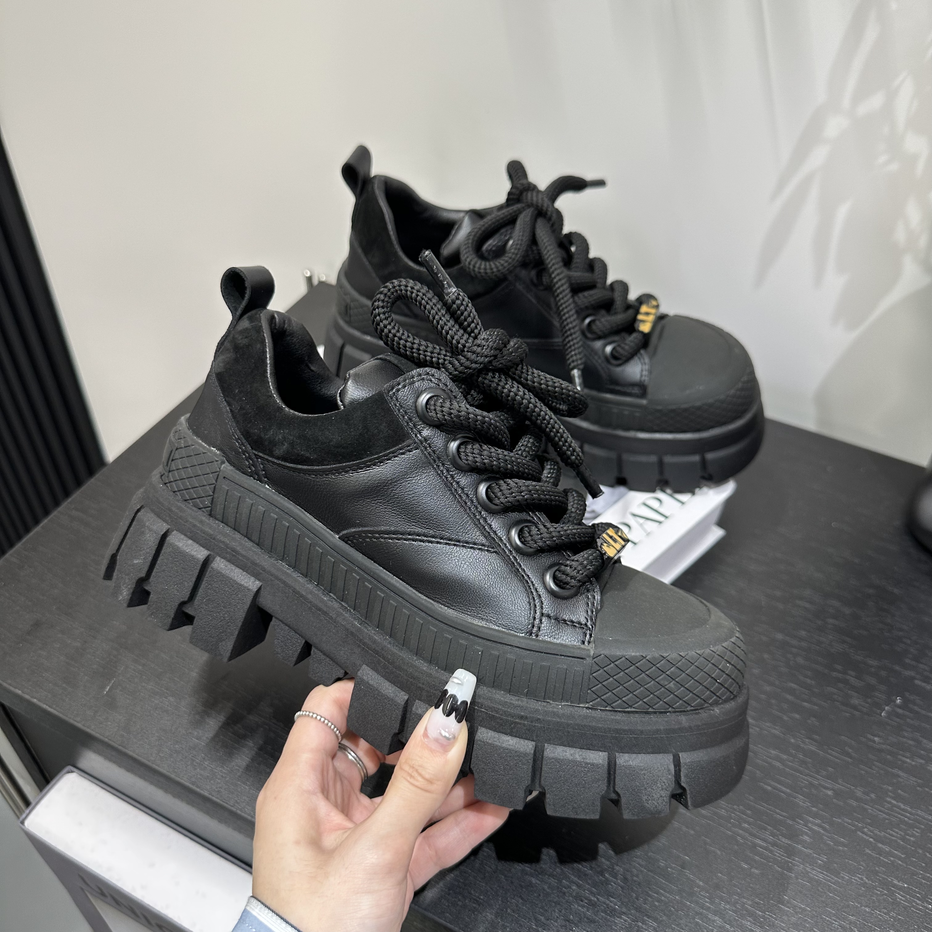 【JOEY】秋冬新品时尚厚底大头松糕鞋休闲女舒适潮鞋  7105