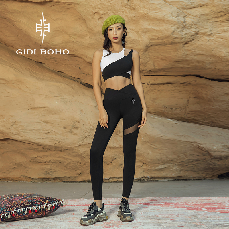 GIDI BOHO/极地薄荷黑白拼接新款时尚弹力显瘦运动健身瑜伽服套装