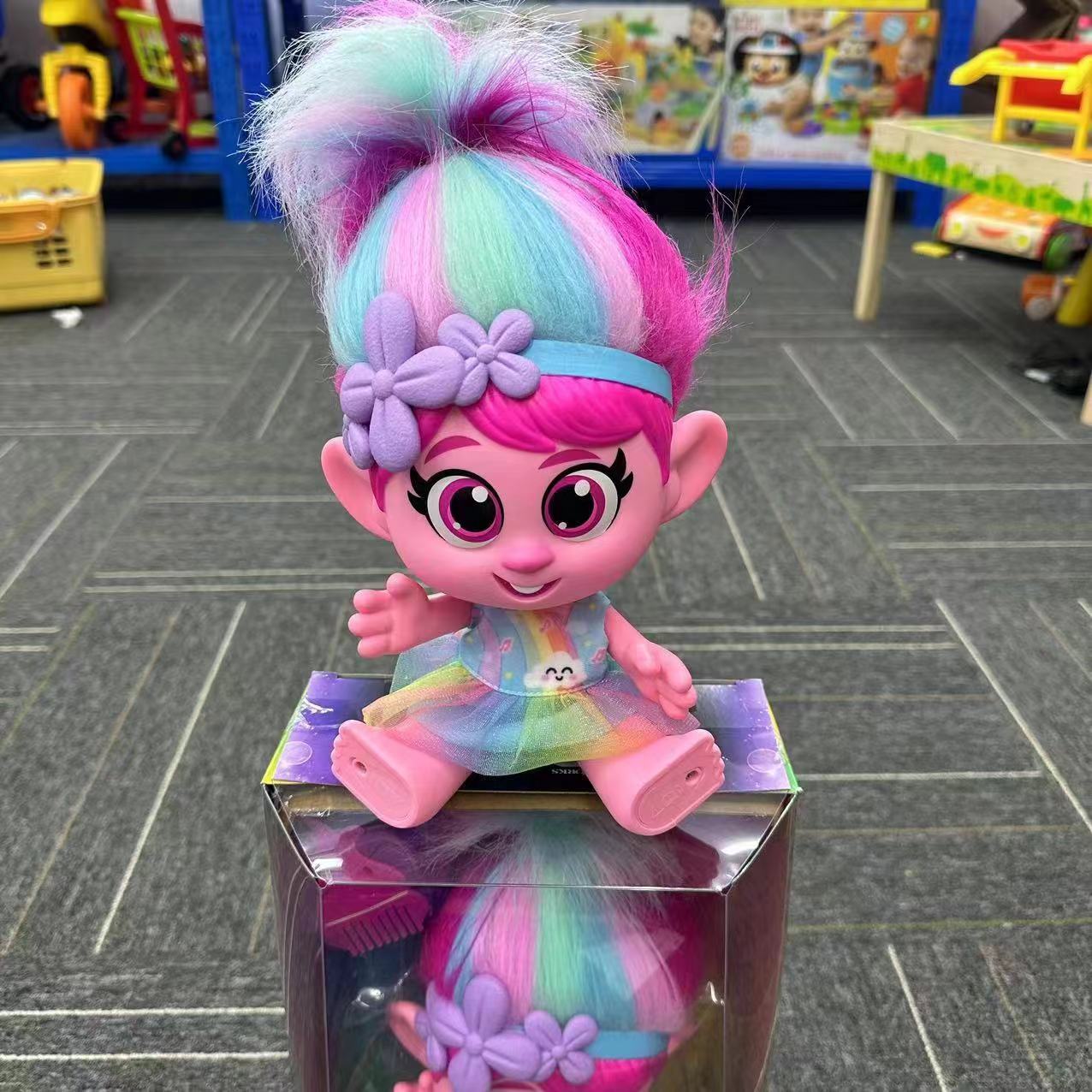 Trolls魔法精灵2触摸唱歌波比公主娃娃过家家抱娃玩具女号玩具