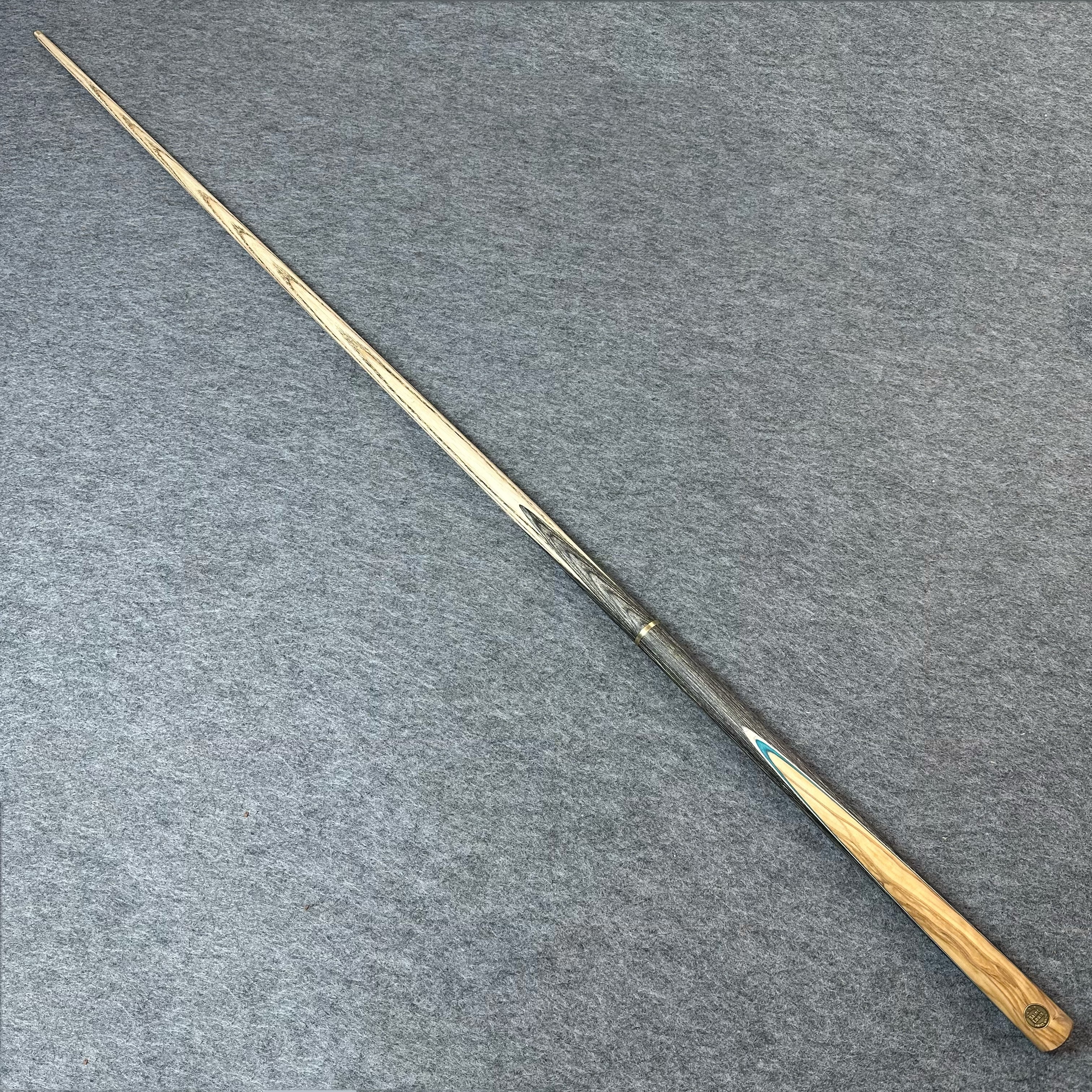 圣光免漆球杆优选天然木纹小头黑八款式打球打感通透锥度直度保证