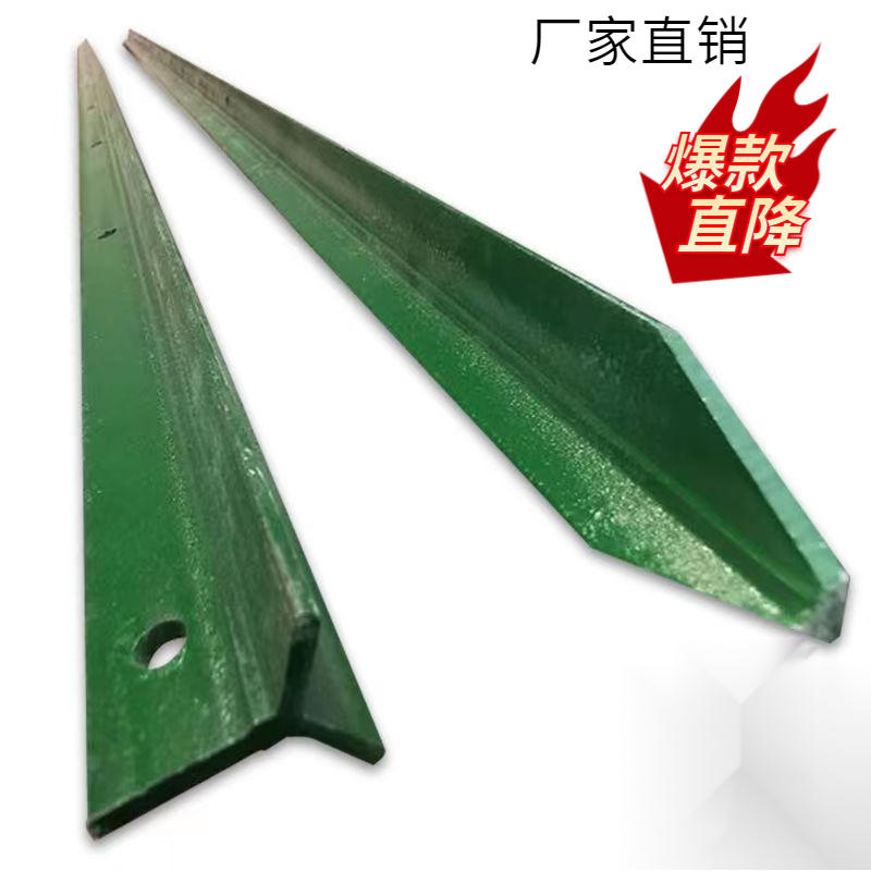 加宽防锈牛栏网Y型立柱三角立柱铁丝网围栏立柱牛栏网勾花网立柱