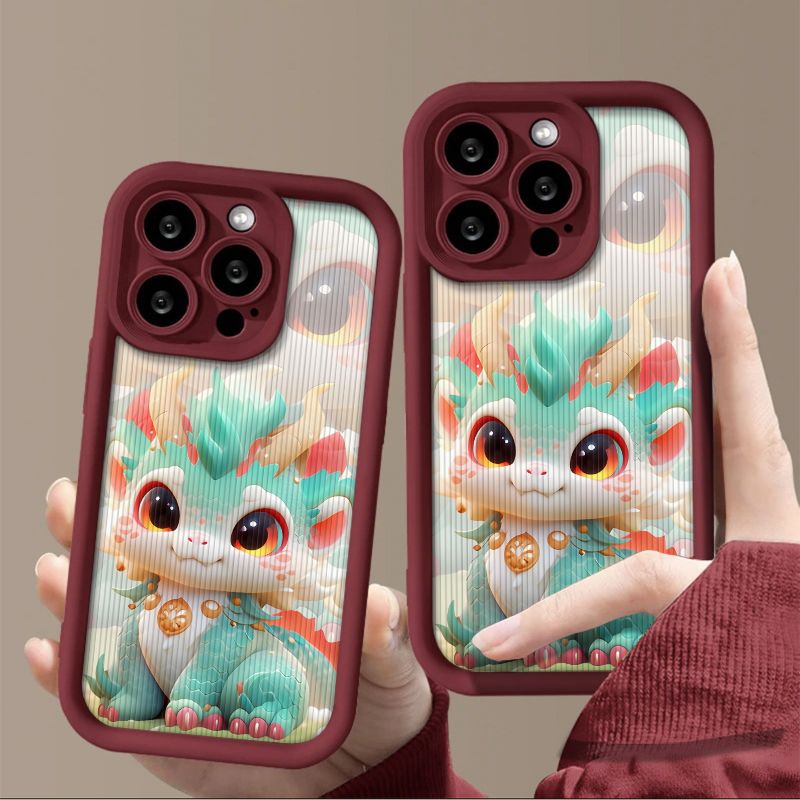 可爱青龙苹果15Pro新年款14Promax/13/12全包iPhone11硅胶手机壳X