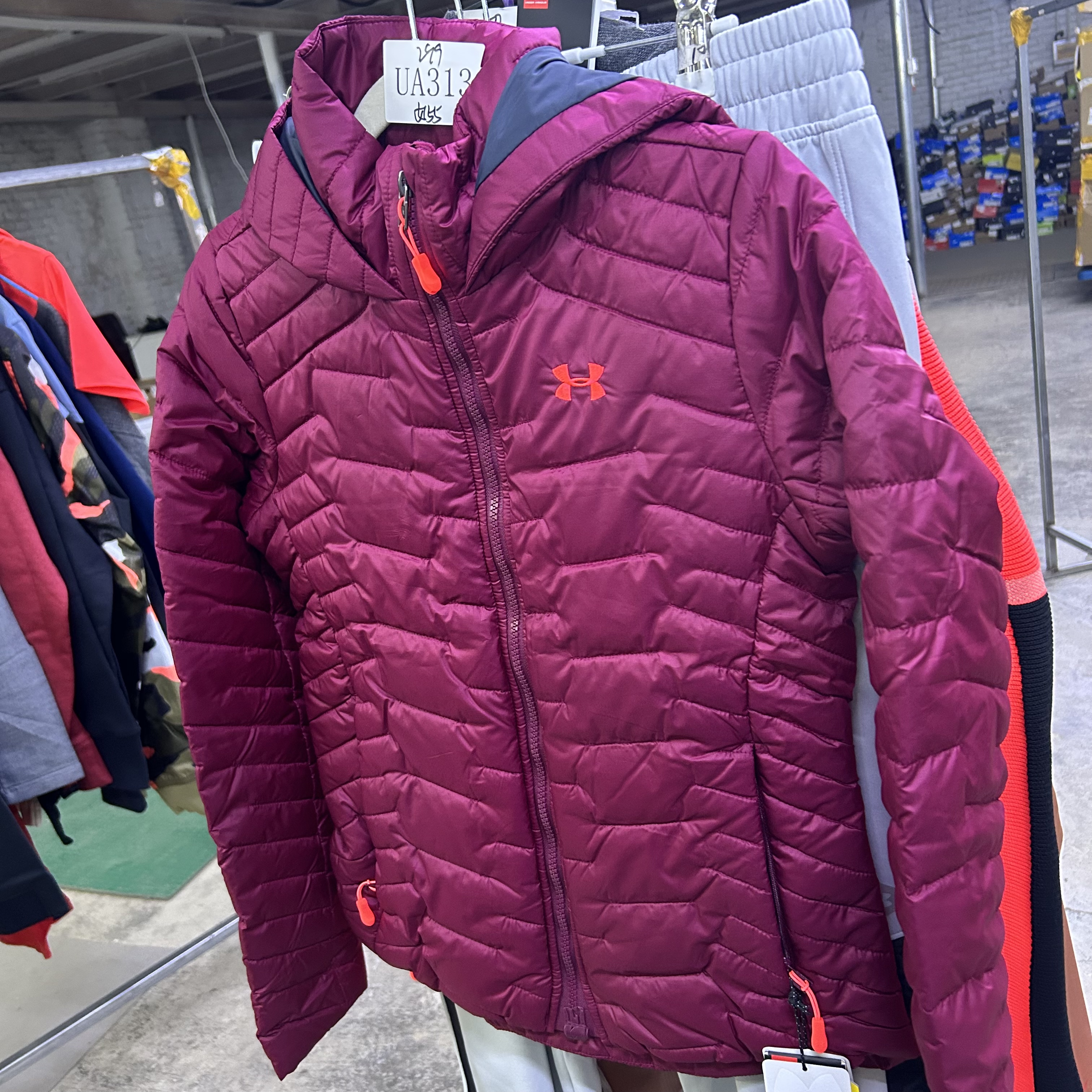 安德玛-断码-运动服-UA313