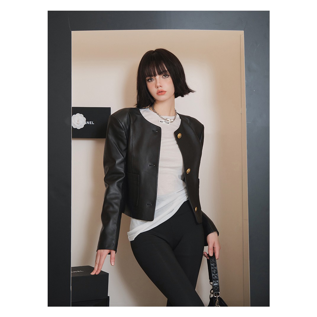 “Quiet Luxury”黑金系列！复古小香格调短款正肩皮衣 SC20362