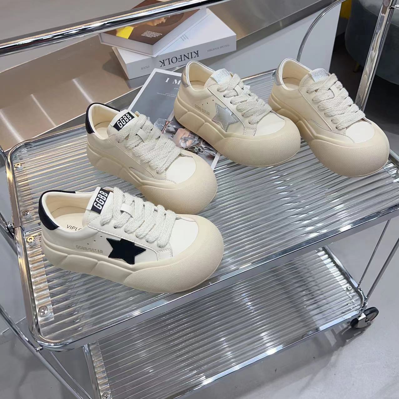 多多家  欧货牛皮厚底星星面包休闲鞋