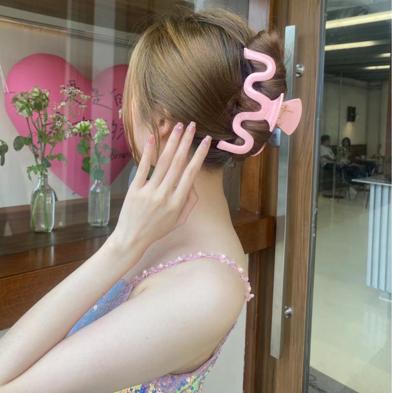 非金属发饰 大号抓夹少女感果冻色发抓鲨鱼夹简约气质百搭透明ins