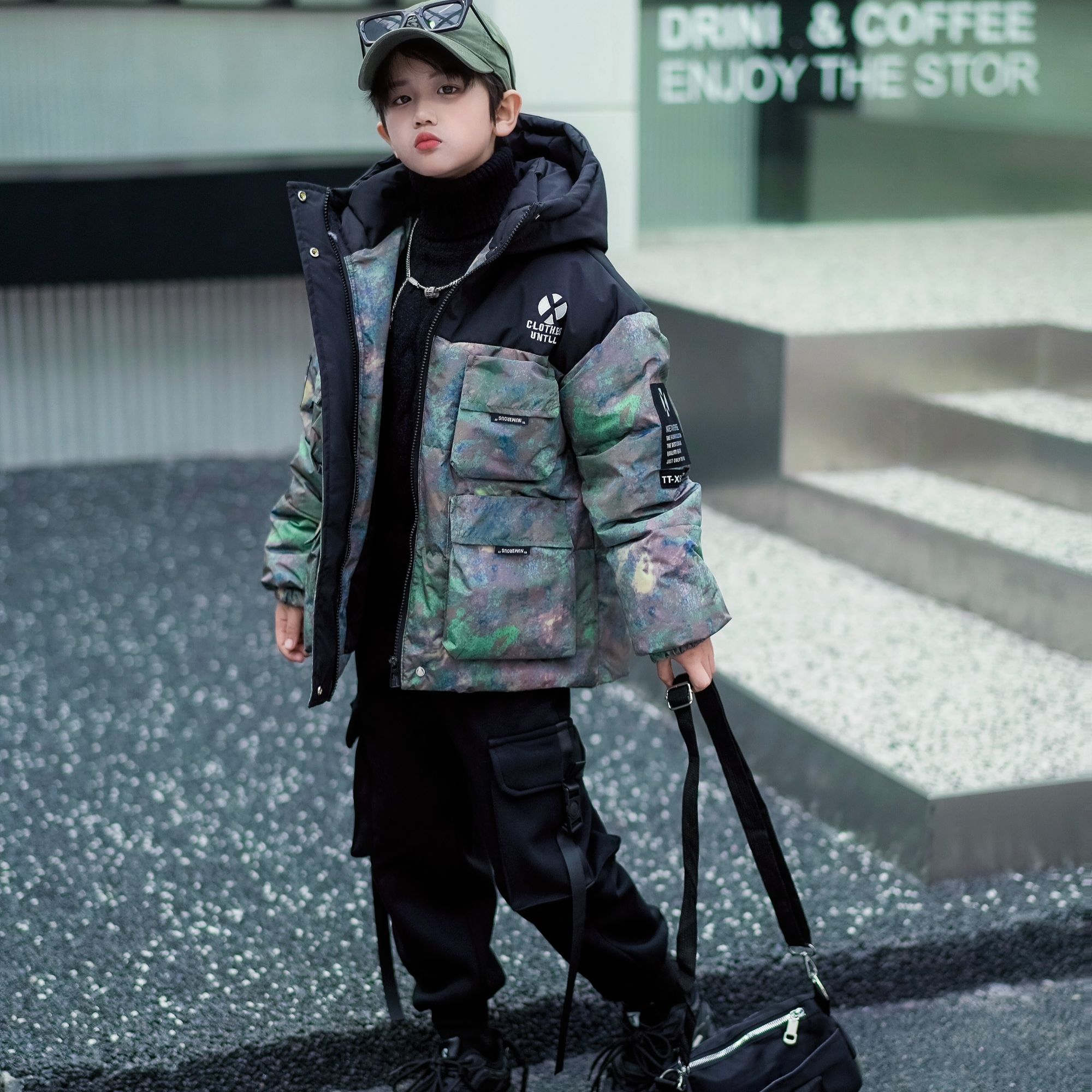 [现货] 男童迷彩羽绒服童装儿童冬季加厚中大童亲子羽绒服中长款