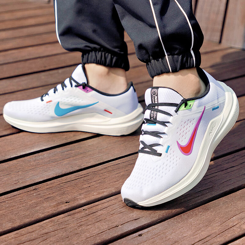 Nike/耐克Air Winflo10 SE男子网面耐磨减震低帮跑步鞋FJ1053-100