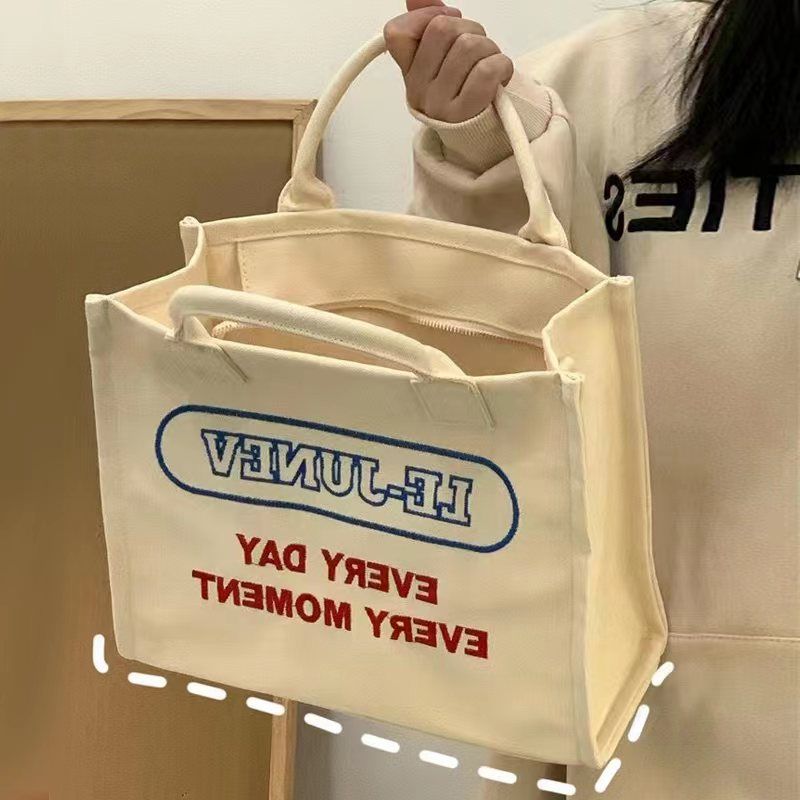 学生上课包包女大容量帆布包学院风百搭字母刺绣单肩斜挎托特包潮