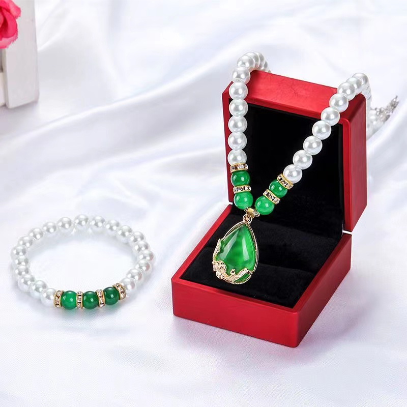 合金吊坠 个性百搭时尚女士新款仿珍珠项链锁骨链送母亲旗袍项坠