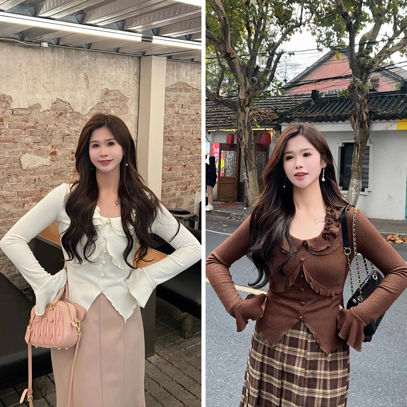 QC微胖大码秋冬新款法式木耳边针织衫纯欲风收腰微喇袖内搭