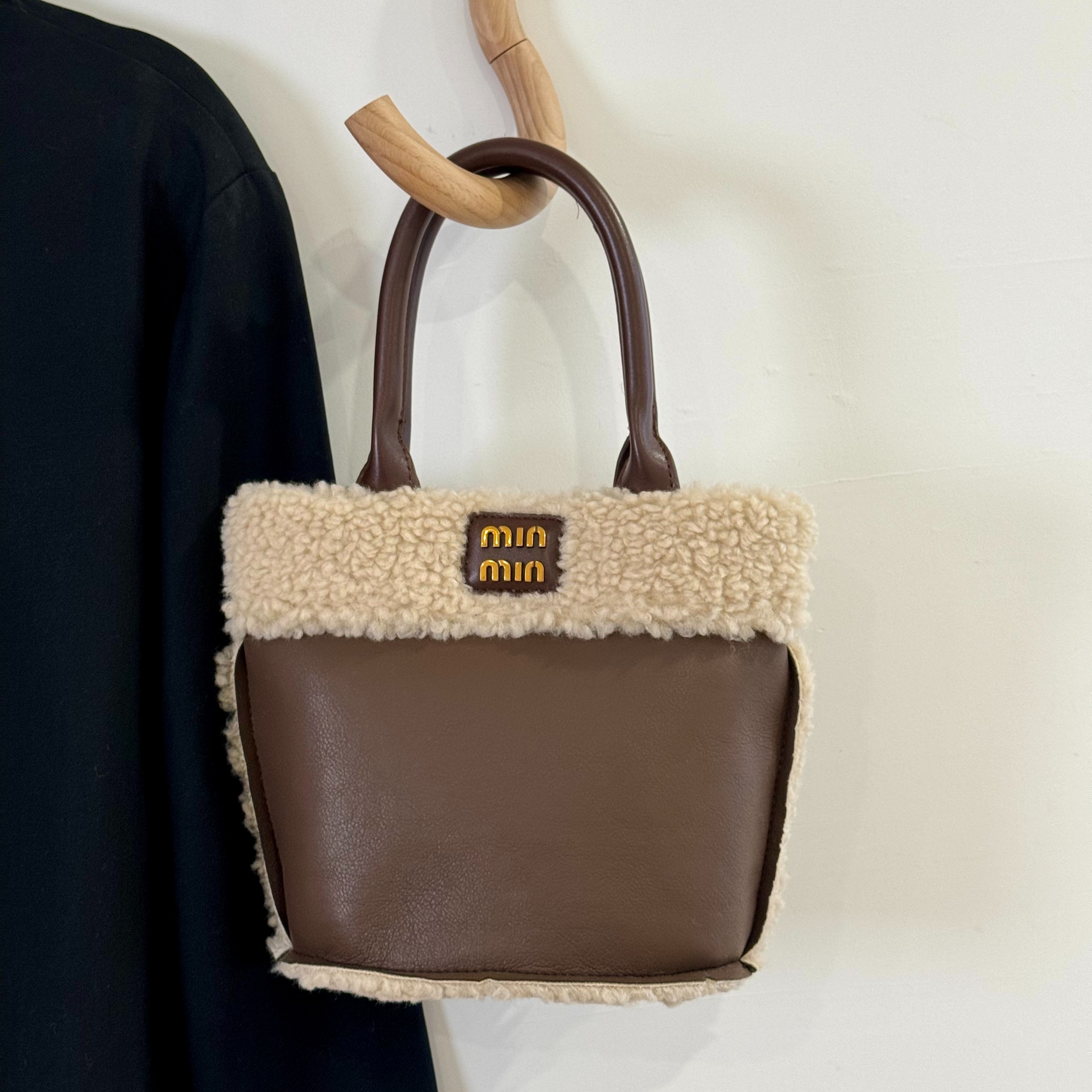 毛毛包包女手提小包包2023毛绒绒手拎水桶包单肩斜挎包（L-12）咖