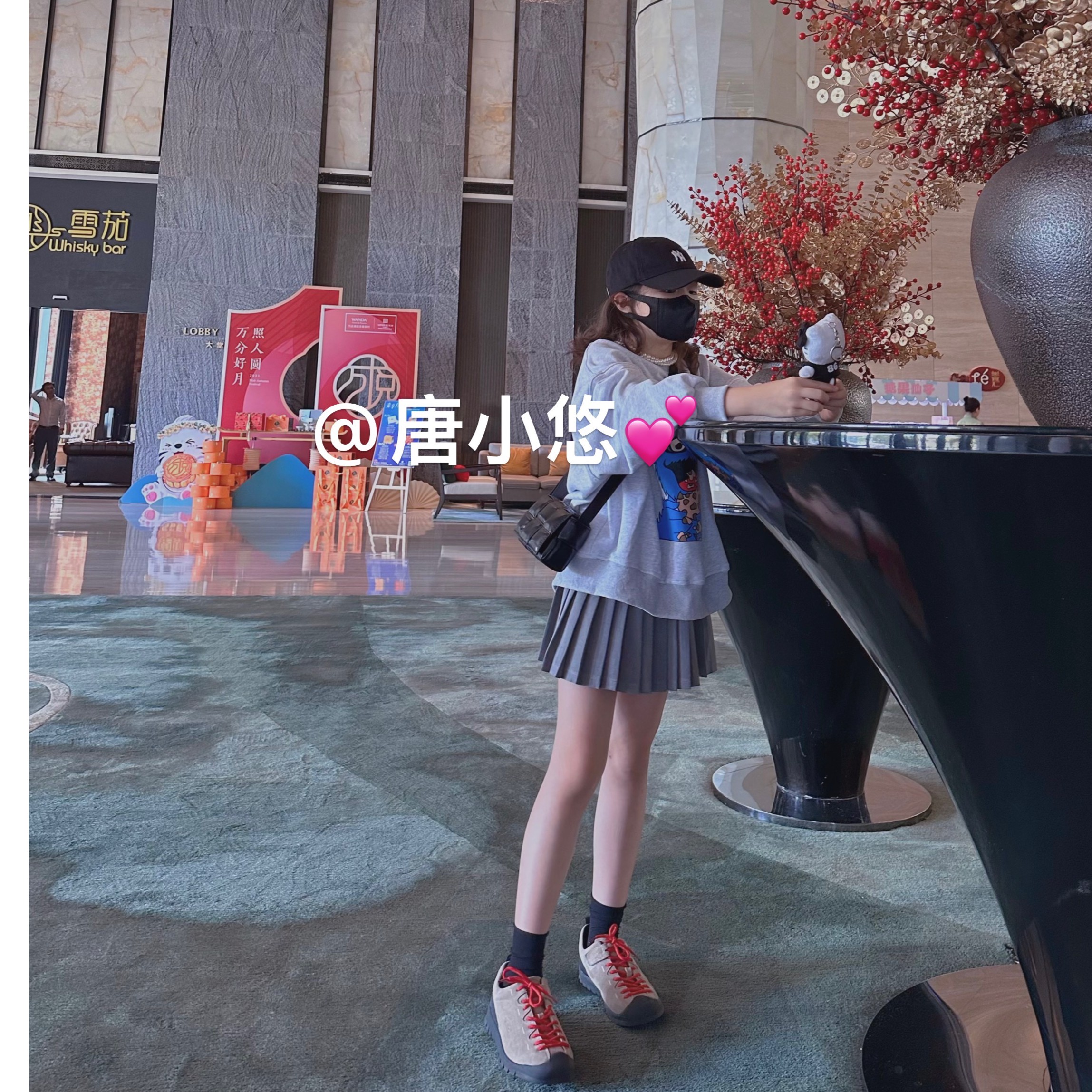 唐小悠 童装 定制款 上新2023秋季上新白灰蓝卡通图案卫衣