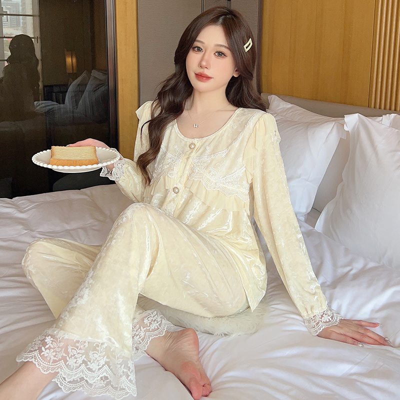 睡衣女秋冬新款金丝绒秋款可外出休闲长袖蕾丝开衫家居服两件套装