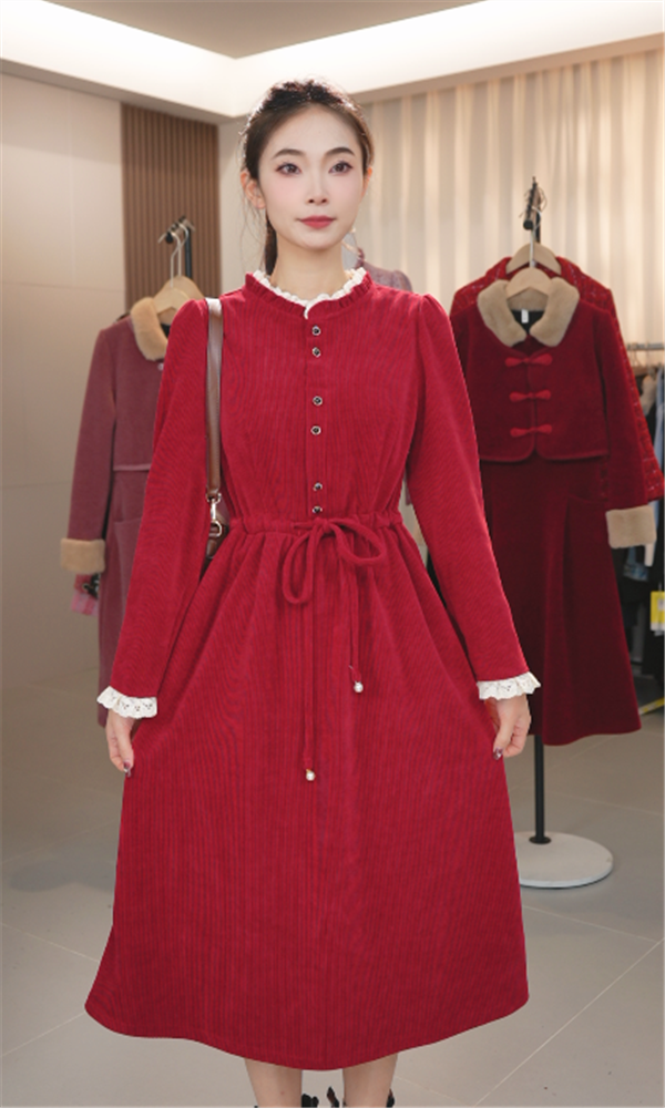 WH105红修身气质连衣裙女2023秋冬新款长袖时尚显瘦收腰裙子