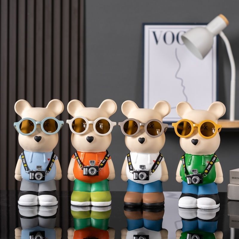 陶瓷网红旅行熊存钱罐桌面卡通简约客厅装饰品家居电视柜暴力摆件