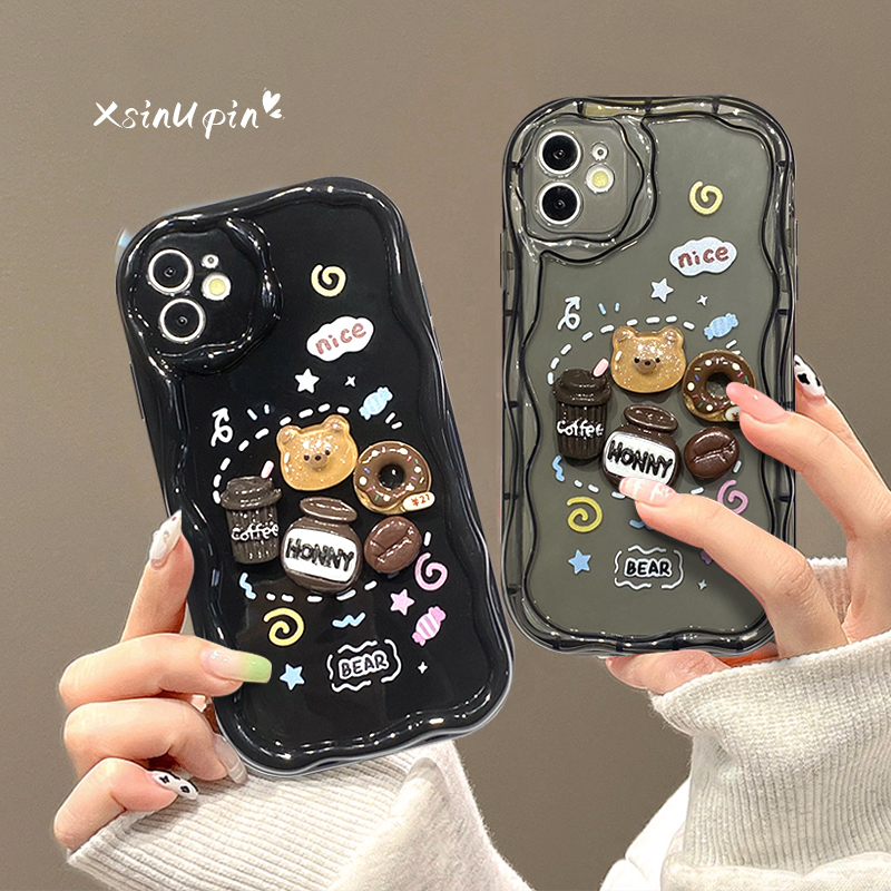 咖啡熊公仔苹果14手机壳iPhone13ProMax新款12/11奶油纹14P防摔