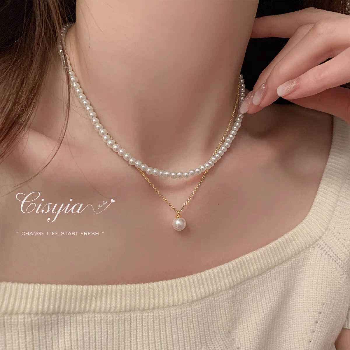 铜合金项链 法式仿珍珠项链女秋冬新款毛衣链小众高级感锁骨链女