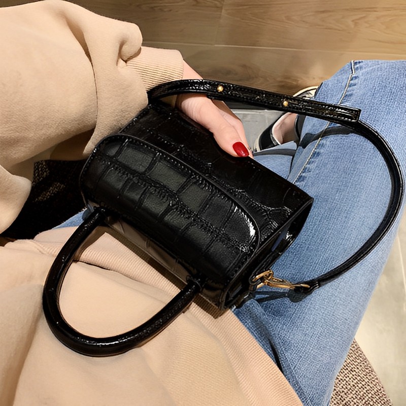 小包包女包2024新款高级感小众百搭夏季爆款手提包今年流行斜挎包