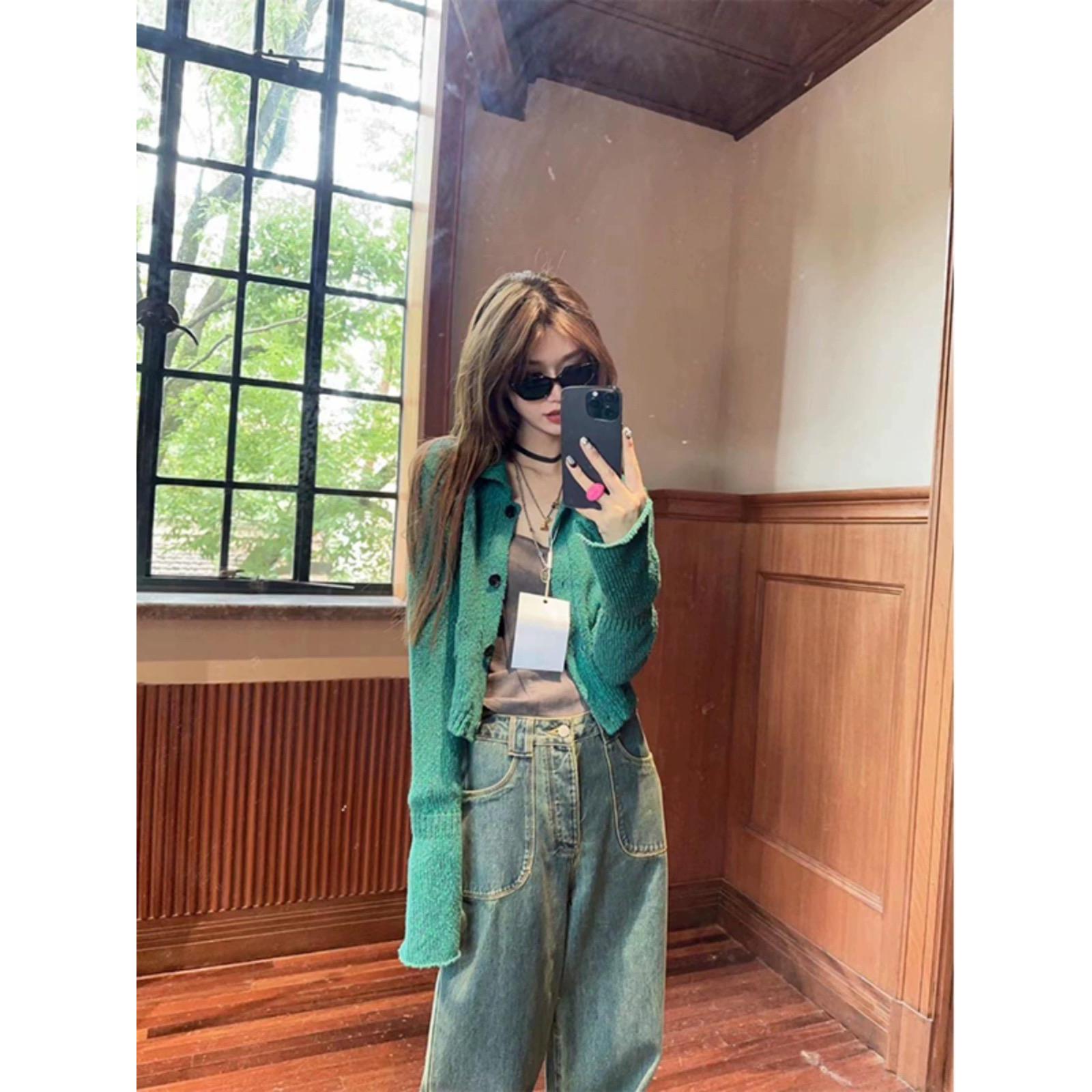 针织温柔风薄款外穿修身外套女2023秋装设计感显瘦多巴胺开衫上衣