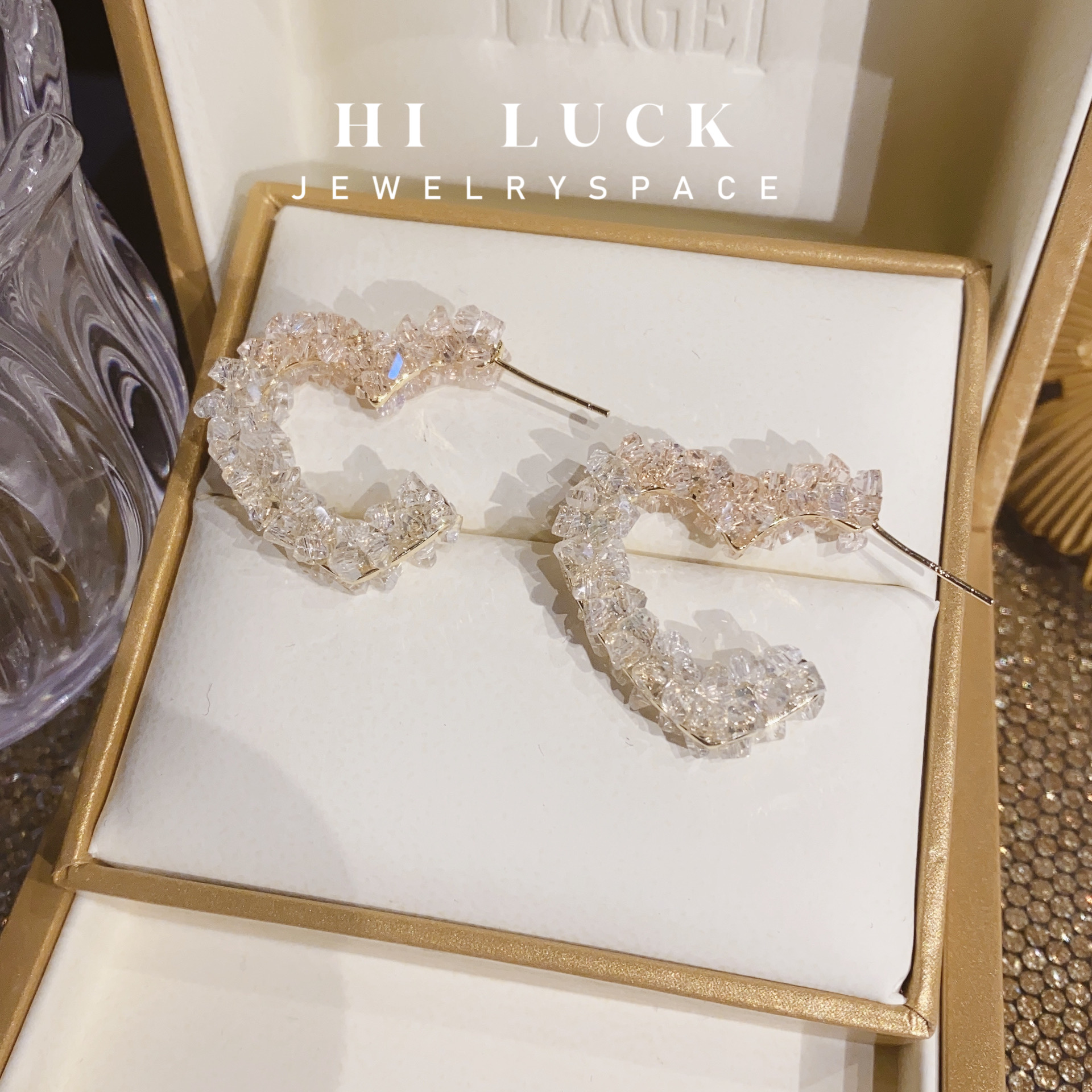 铜合金耳饰 Hiluck甜美少女减龄渐变精致蜜桃粉爱心耳环耳饰！
