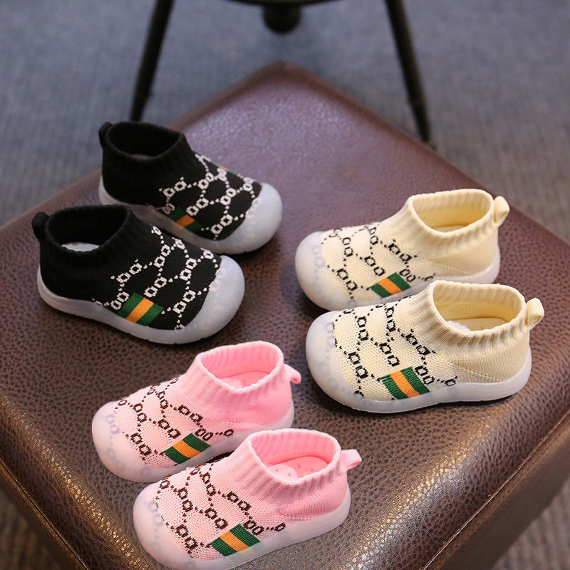 婴儿不掉鞋学步鞋男宝宝软底0-1-3岁2婴幼儿袜子鞋透气宝宝鞋子女