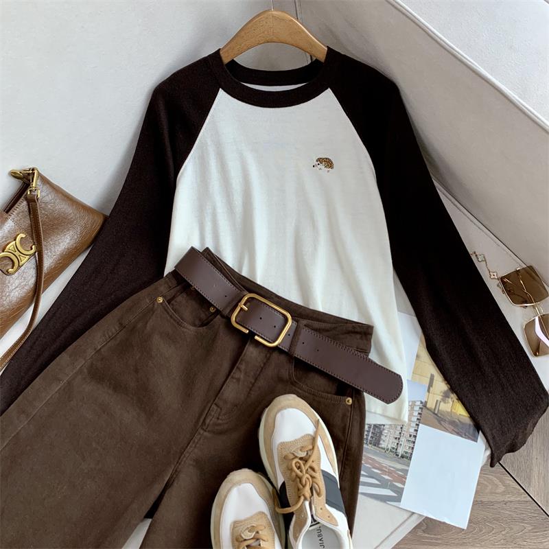 【掰倪定制清】刺猬小刺绣~咖色拼色羊毛内搭休闲百搭针织衫800530