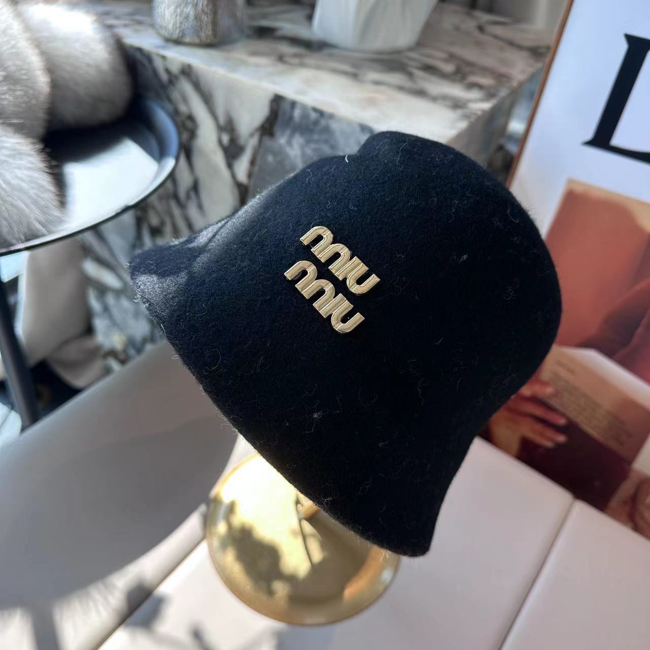 BLAVCPEON「初恋」秋冬纯色呢子百搭素颜遮脸水桶帽 Z231102049