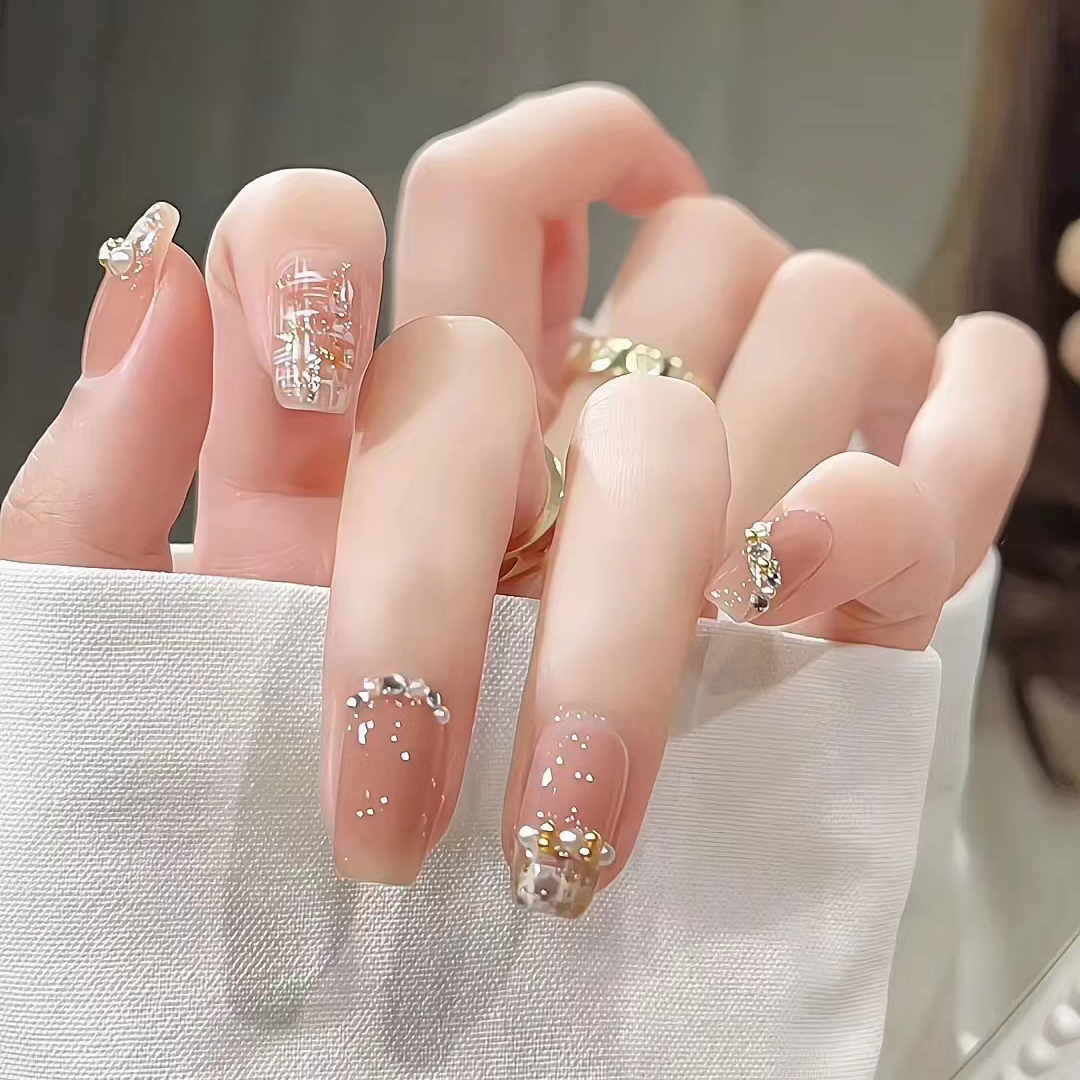爆闪温柔裸色穿戴甲网红款高质量甲片裸色ins风高级感美甲轻奢