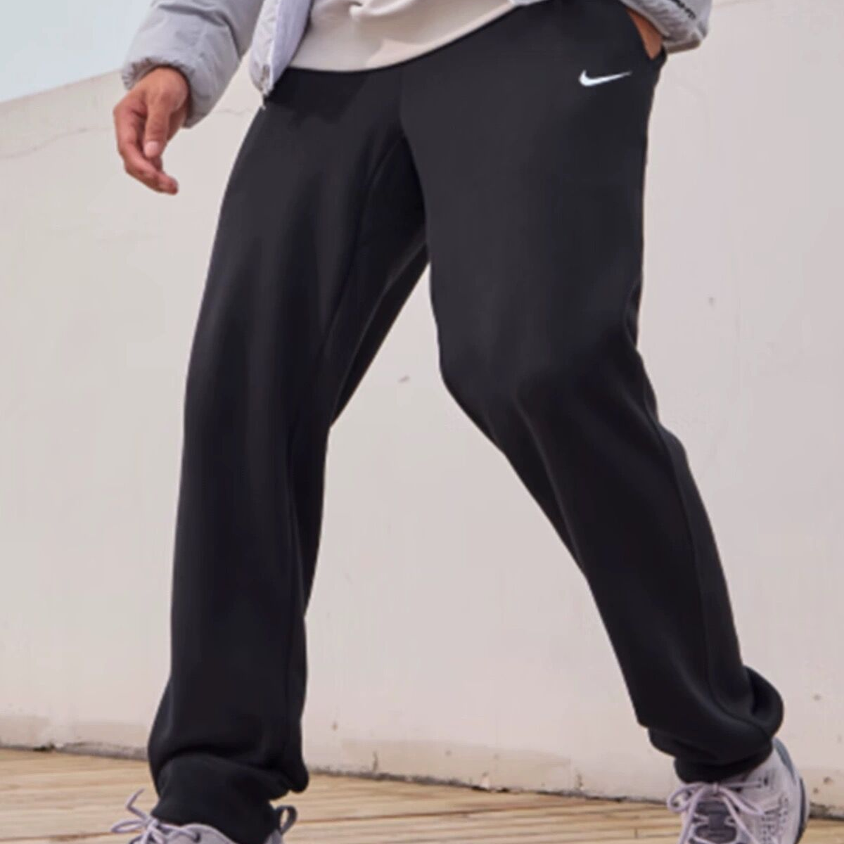 Nike/耐克 男子户外针织运动舒适跑步训练健身休闲长裤528717-010