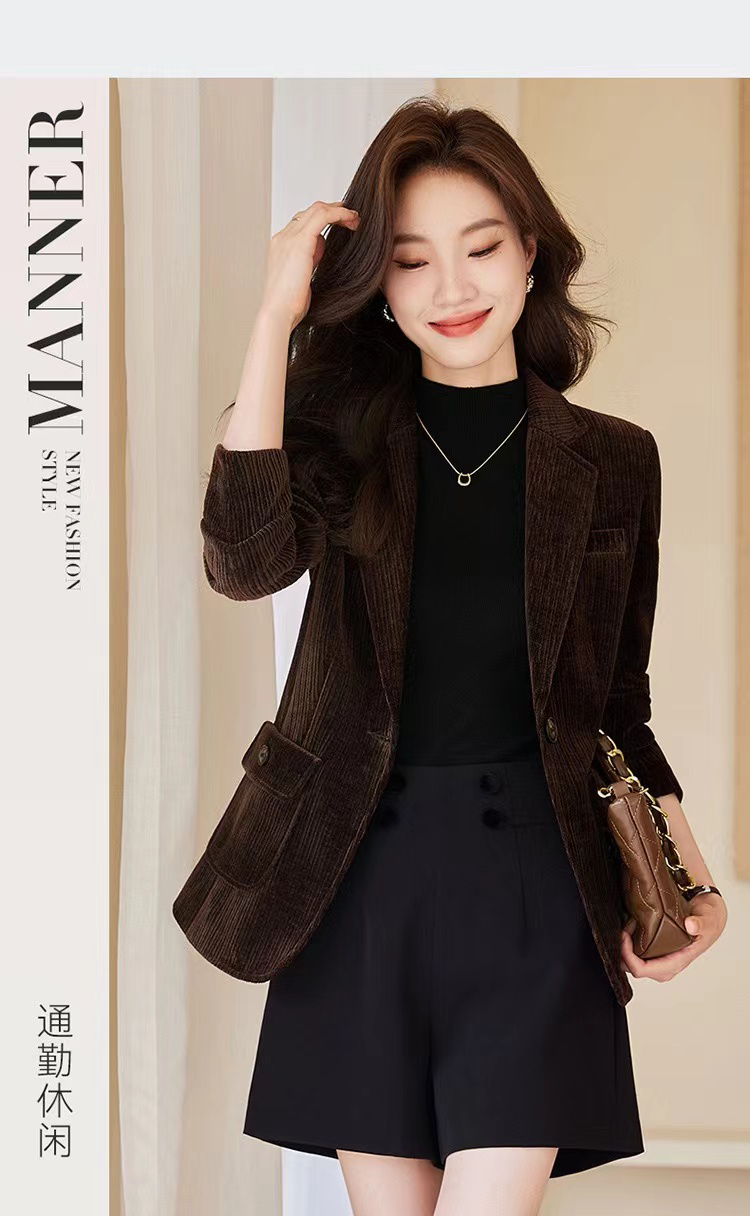 2023秋冬新款条绒外套加厚休闲小西服时尚气质显瘦通勤韩版小西装