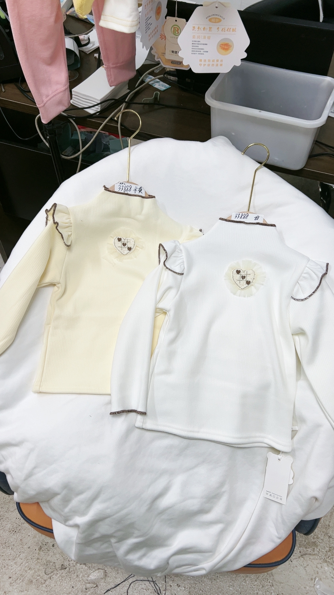 33888女童秋冬款加绒卫衣