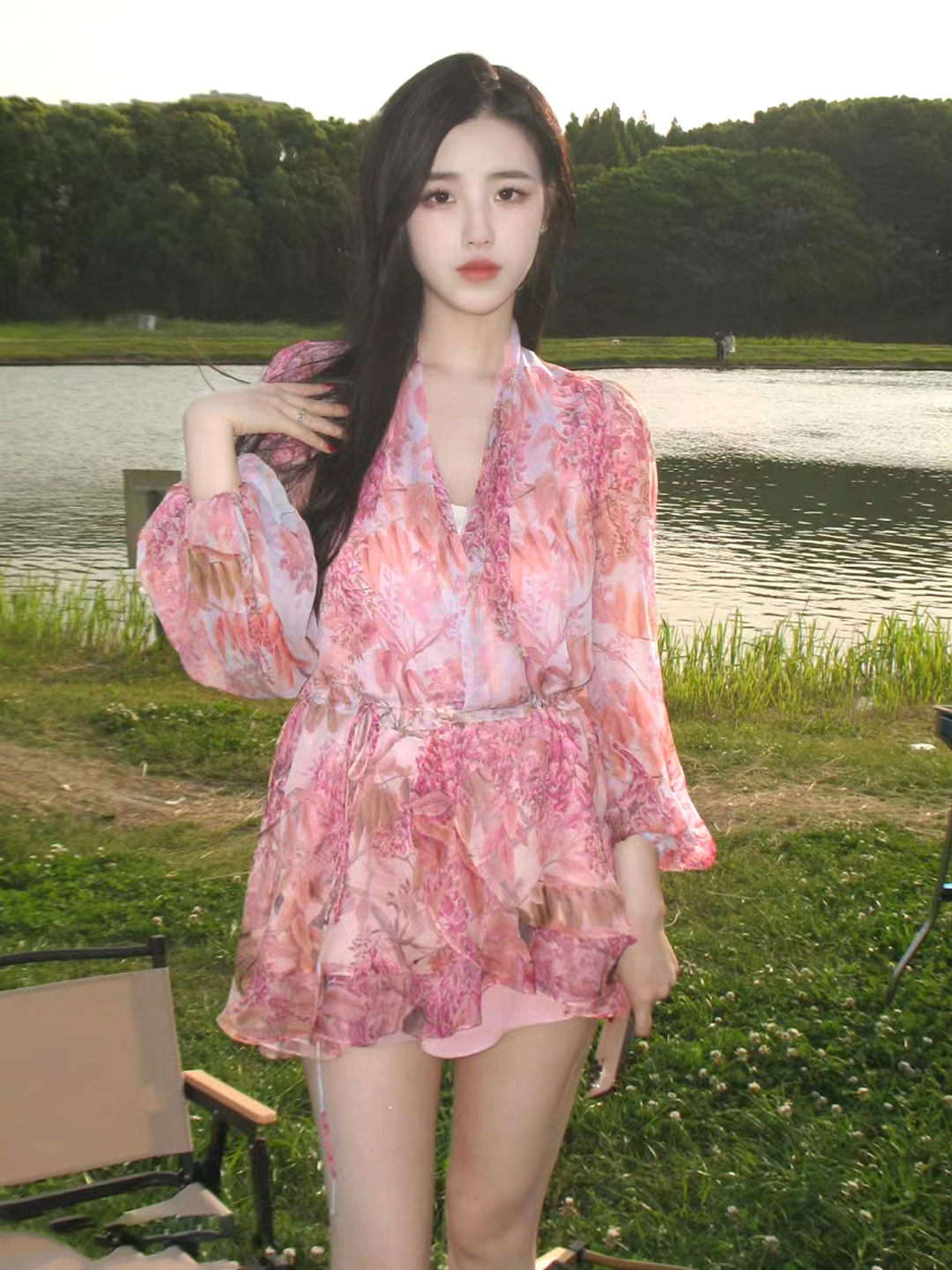 erc裙子2024夏季新款连衣裙感海边度假风仙女雪纺粉色碎花裙女款