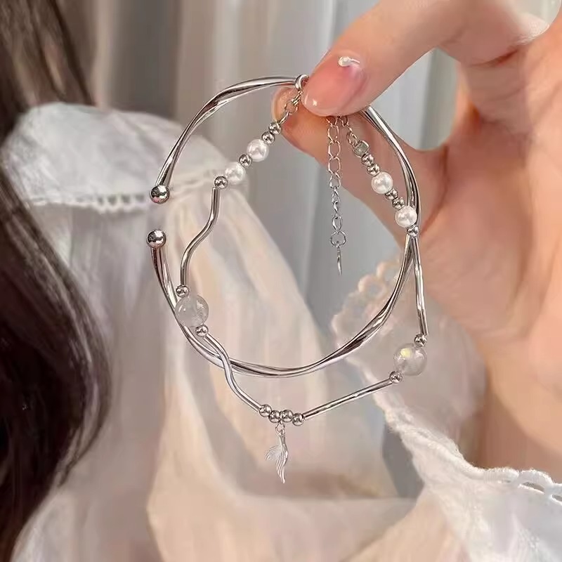 钛钢手镯 鱼尾设计感手链女甜美双层叠戴莫比乌斯手镯小众素圈ins