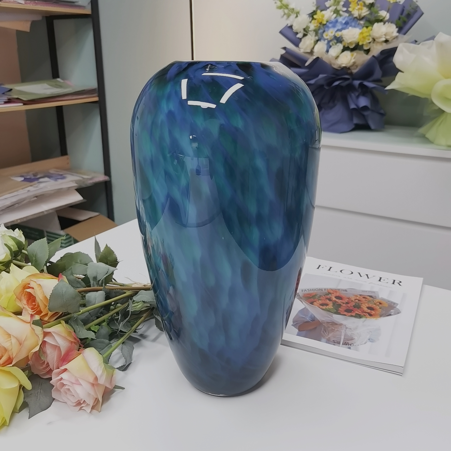 [色彩]B911正品欧式轻奢时尚蓝色兰炸纹琉璃花瓶简约花卉装饰花器