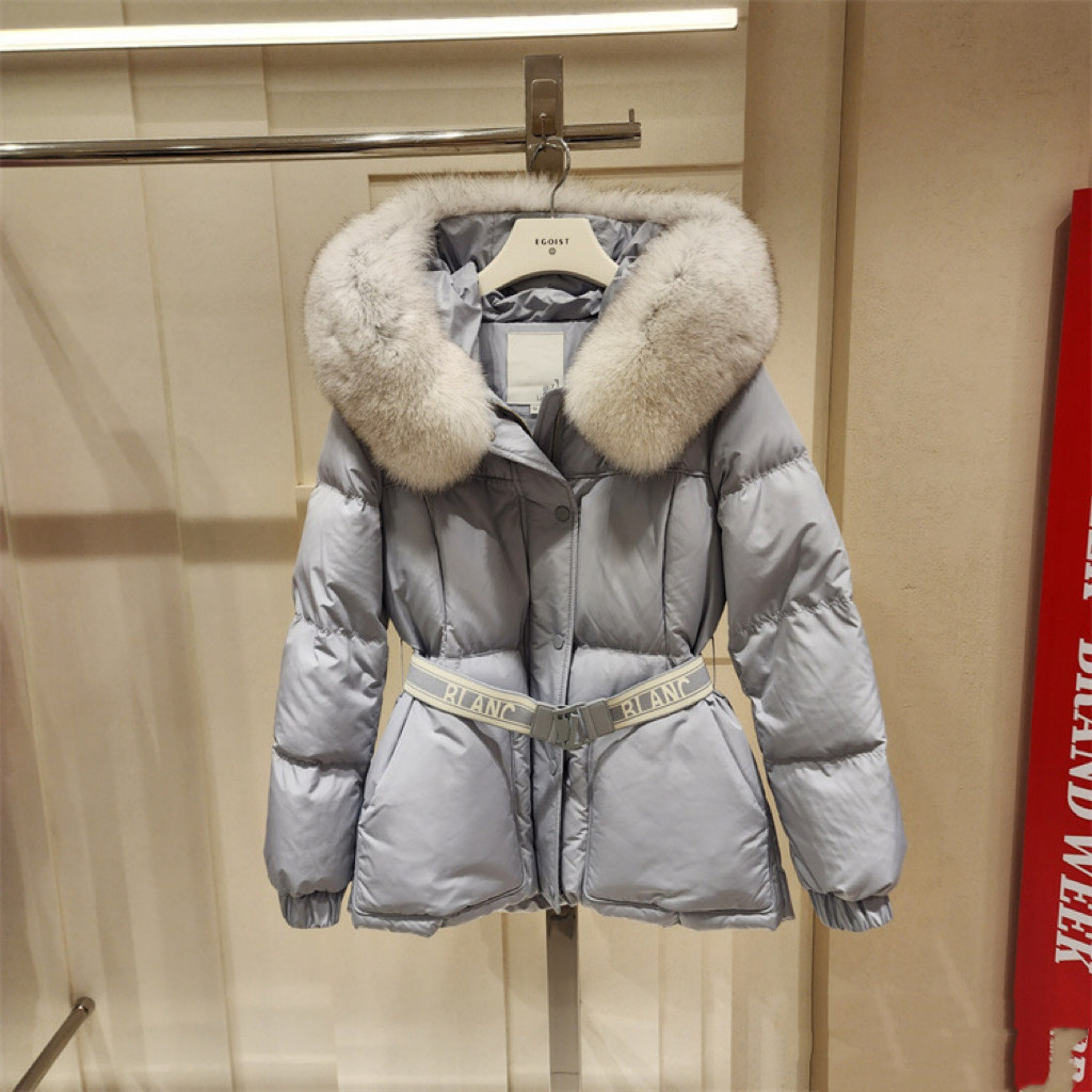 AW23942  弹力印花腰带连帽狐狸毛短款鹅绒服