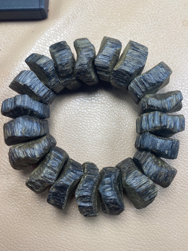 海南虫漏随形手串大尺寸香味浓郁个性十足A20