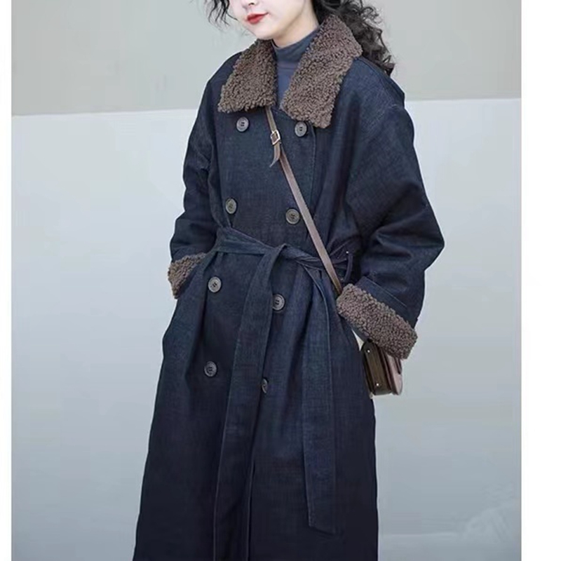 【牛仔很忙】5728 牛仔夹棉加厚冬季时尚韩版显瘦收腰双排扣棉服女