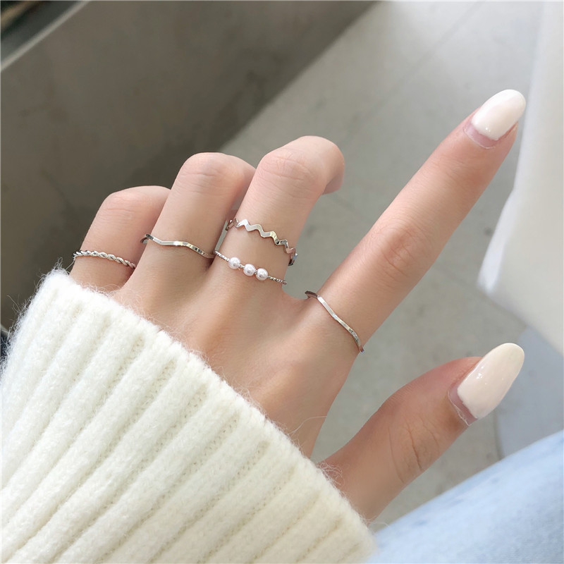戒指女日韩简约ins珠珠波浪形组合戒指五件套个性指环网红尾戒