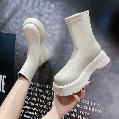 白色短筒靴女春秋季新款网红显瘦后拉链松糕厚底英伦风瘦瘦靴时尚